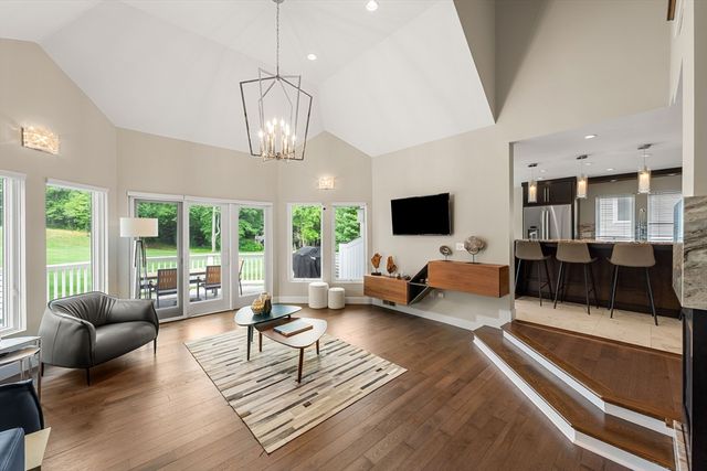 204 Country Club Way, Ipswich, MA 01938