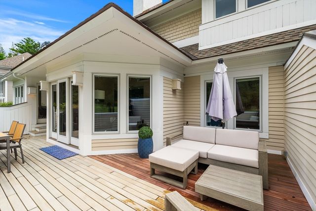 204 Country Club Way, Ipswich, MA 01938