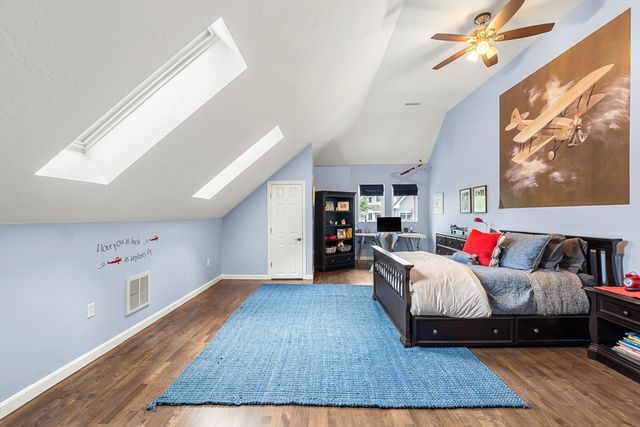 204 Country Club Way, Ipswich, MA 01938
