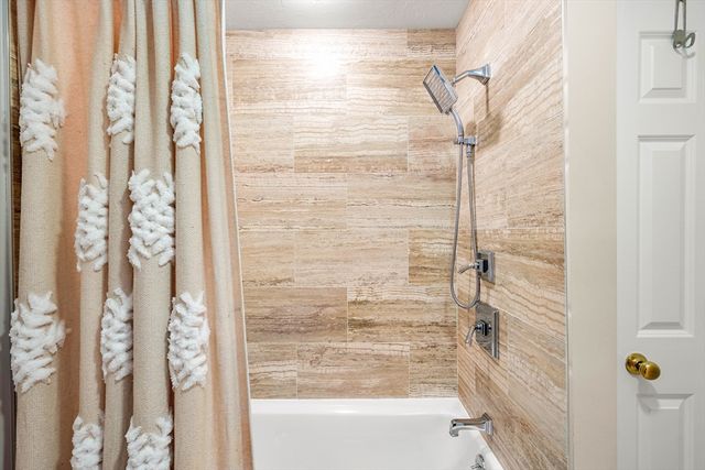204 Country Club Way, Ipswich, MA 01938