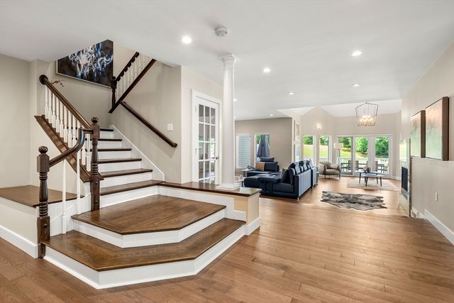 204 Country Club Way, Ipswich, MA 01938
