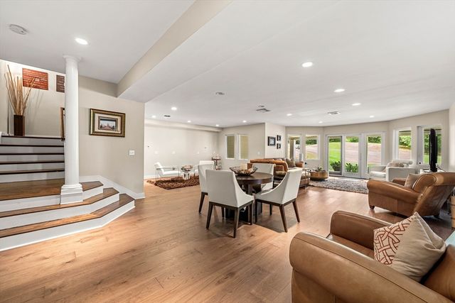 204 Country Club Way, Ipswich, MA 01938
