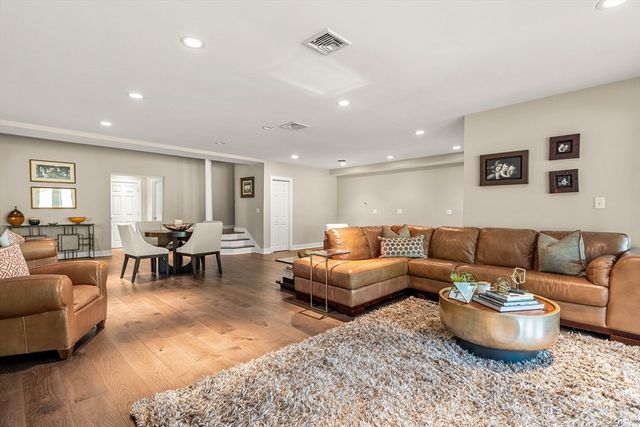 204 Country Club Way, Ipswich, MA 01938