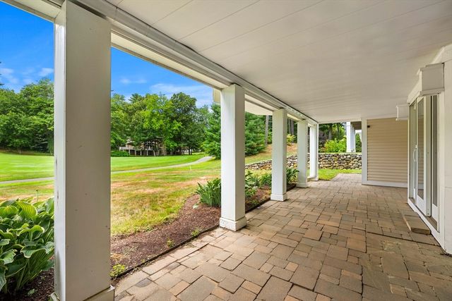 204 Country Club Way, Ipswich, MA 01938