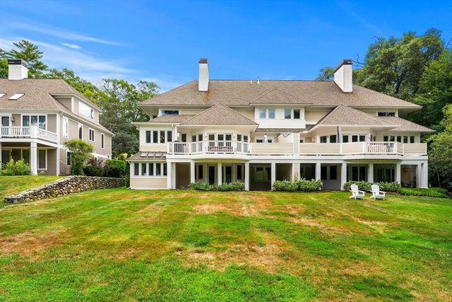 204 Country Club Way, Ipswich, MA 01938