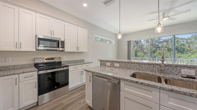 2930 RIVER RUN WAY, Bradenton, FL 34208