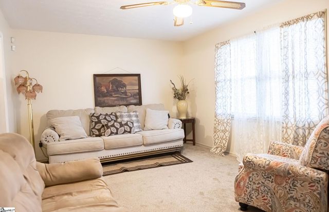 6 Crofton Drive, Greenville, SC 29605