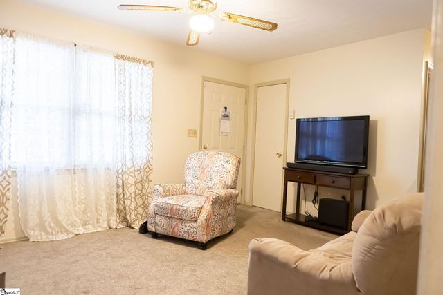 6 Crofton Drive, Greenville, SC 29605