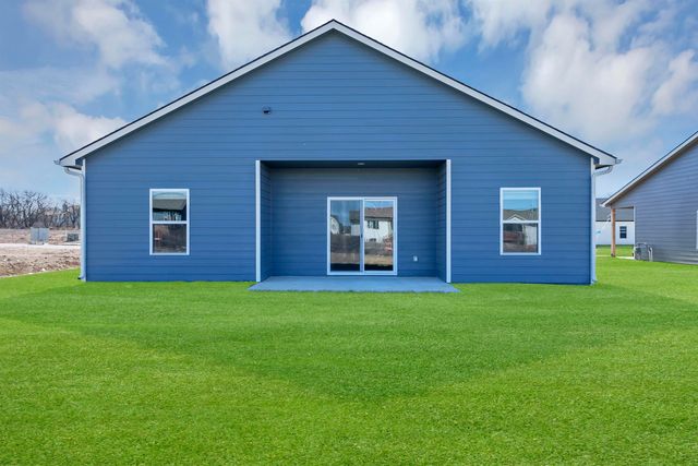 9407 E Hurst St, Wichita, KS 67210