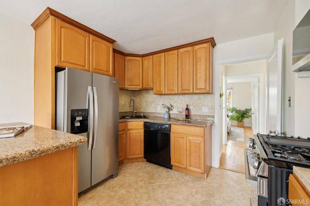 2154 41st Avenue, San Francisco, CA 94116