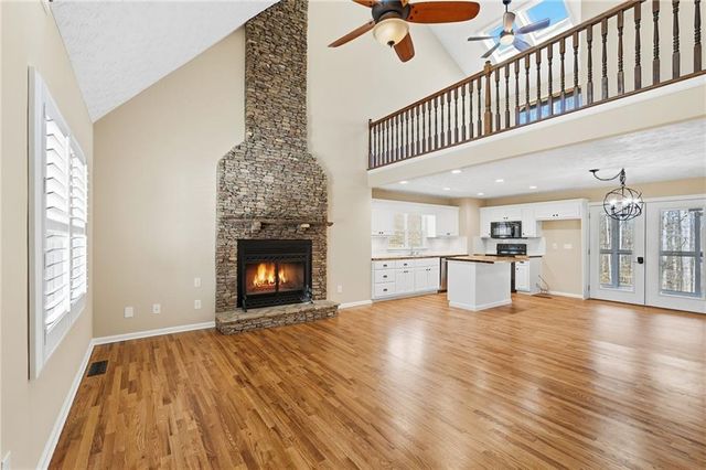 681 Chestatee Point, Dawsonville, GA 30534
