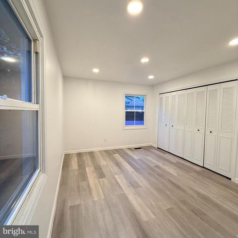 59 NORTHAMPTON DR, Willingboro, NJ 08046