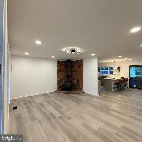 59 NORTHAMPTON DR, Willingboro, NJ 08046