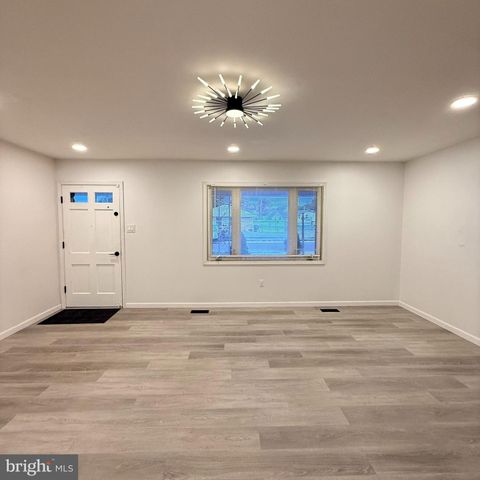 59 NORTHAMPTON DR, Willingboro, NJ 08046