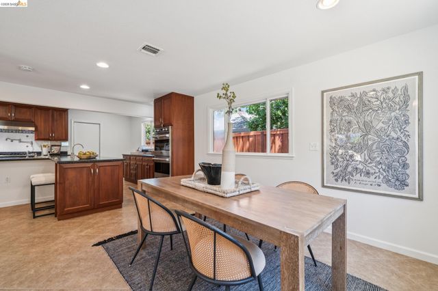 387 Gladys Dr, Pleasant Hill, CA 94523