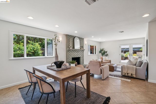 387 Gladys Dr, Pleasant Hill, CA 94523