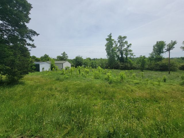 926 E Railroad St, Waverly, TN 37185