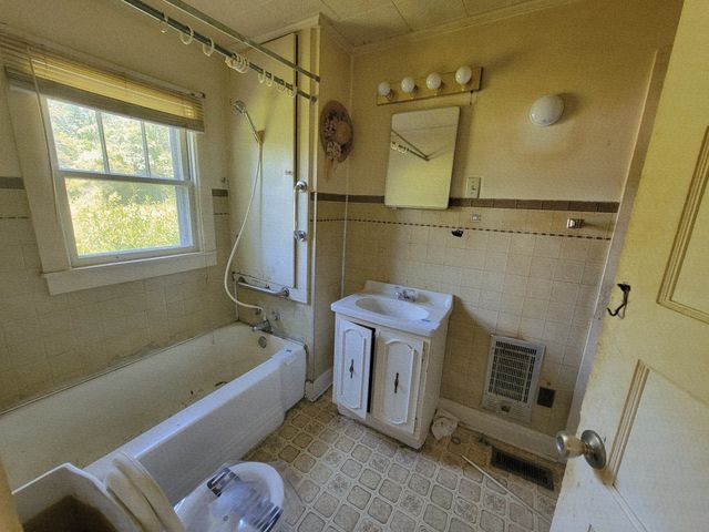 926 E Railroad St, Waverly, TN 37185