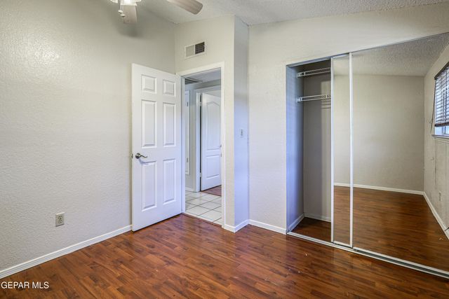 9724 STAUBACH Drive, El Paso, TX 79927