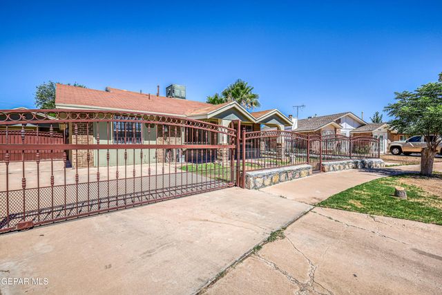 9724 STAUBACH Drive, El Paso, TX 79927