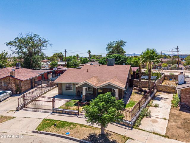 9724 STAUBACH Drive, El Paso, TX 79927