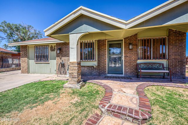 9724 STAUBACH Drive, El Paso, TX 79927