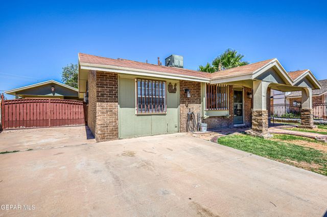 9724 STAUBACH Drive, El Paso, TX 79927