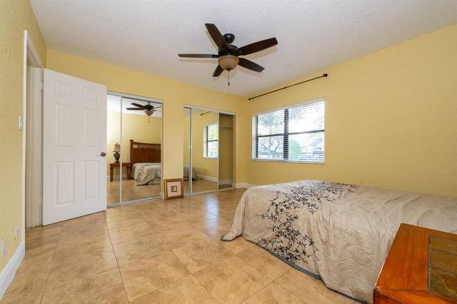 6020 NW 3rd Street 6020, Margate, FL 33063