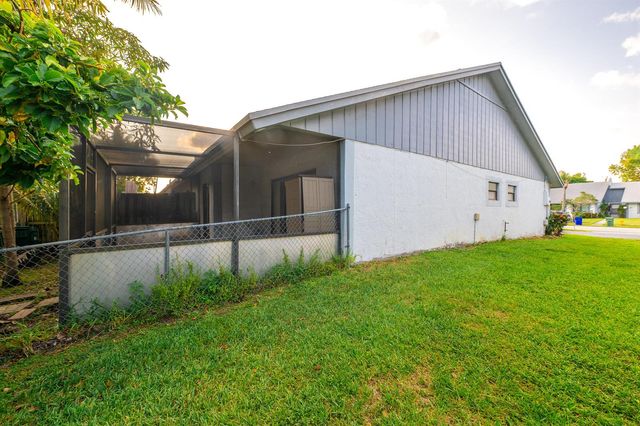 6020 NW 3rd Street 6020, Margate, FL 33063