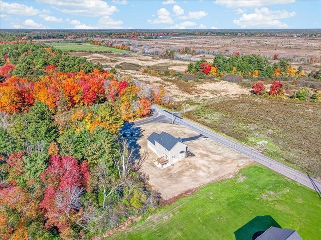49 Thompson St, Middleboro, MA 02346