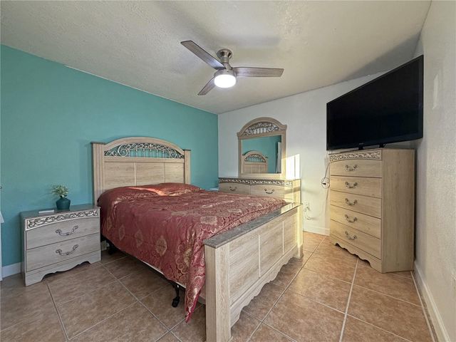 2933 JEWEL AVENUE, Deltona, FL 32738