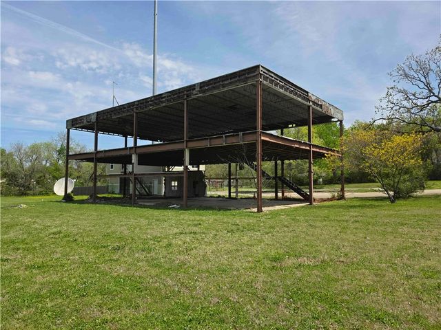 1716 W Holly Street, Fayetteville, AR 72703