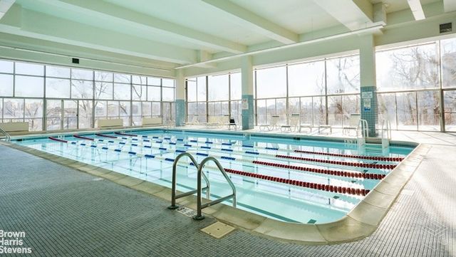 2500 Johnson Ave Apt 3B, New York City, NY 10463