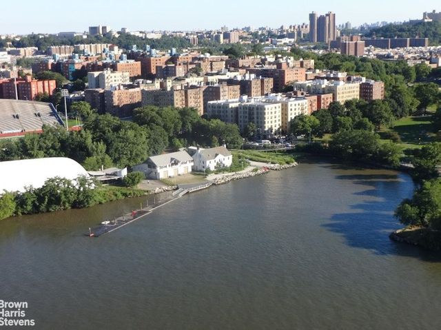 2500 Johnson Ave Apt 3B, New York City, NY 10463