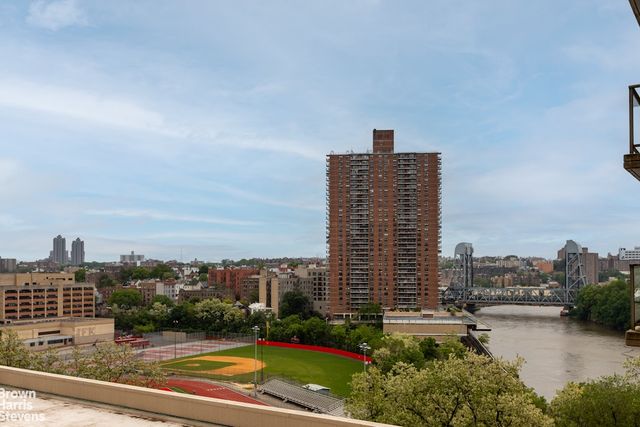 2500 Johnson Ave Apt 3B, New York City, NY 10463