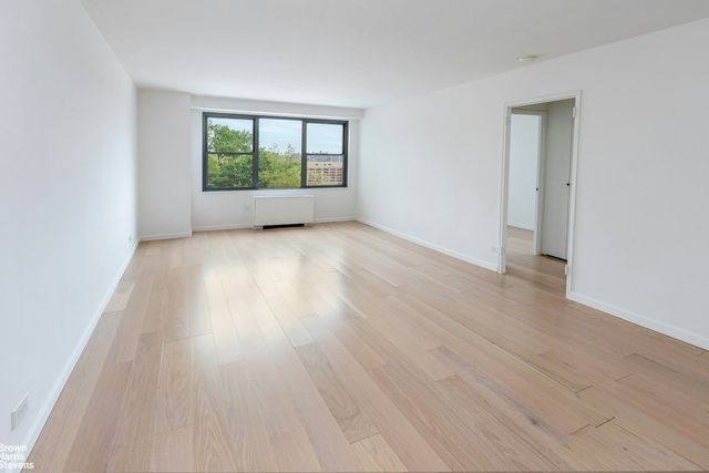2500 Johnson Ave Apt 3B, New York City, NY 10463