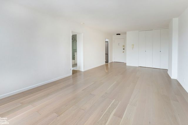 2500 Johnson Ave Apt 3B, New York City, NY 10463