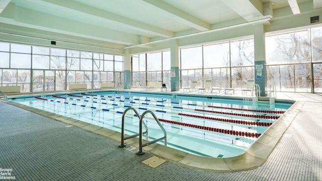 2500 Johnson Ave Apt 3B, New York City, NY 10463