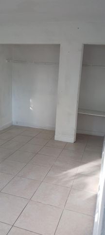725 N E Street, Lake Worth Beach, FL 33460