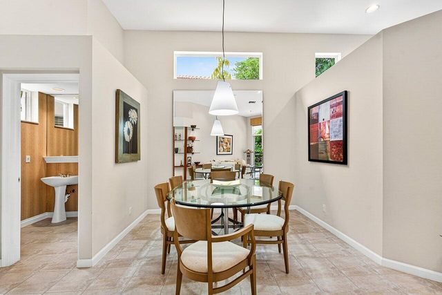 201 Sunset Bay Court, Palm Beach Gardens, FL 33418