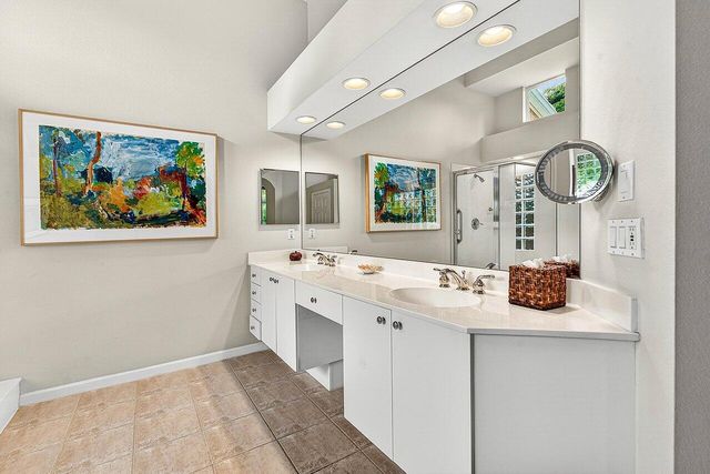 201 Sunset Bay Court, Palm Beach Gardens, FL 33418