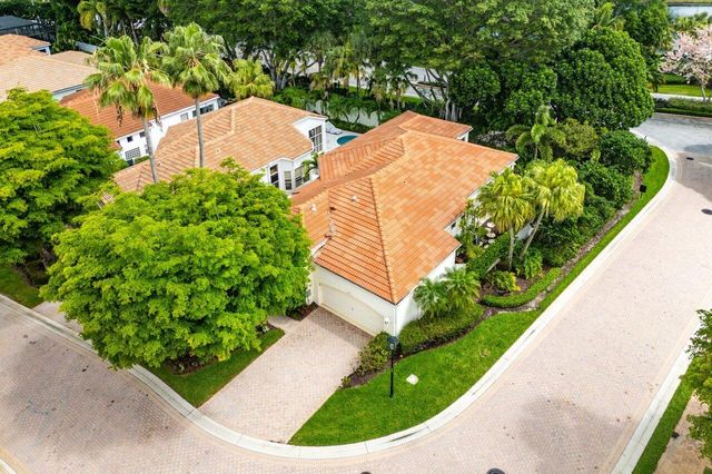 201 Sunset Bay Court, Palm Beach Gardens, FL 33418