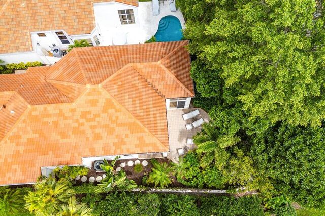 201 Sunset Bay Court, Palm Beach Gardens, FL 33418