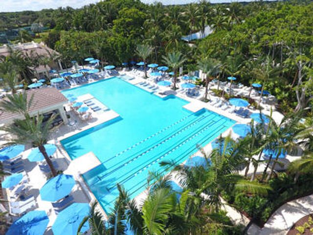 201 Sunset Bay Court, Palm Beach Gardens, FL 33418