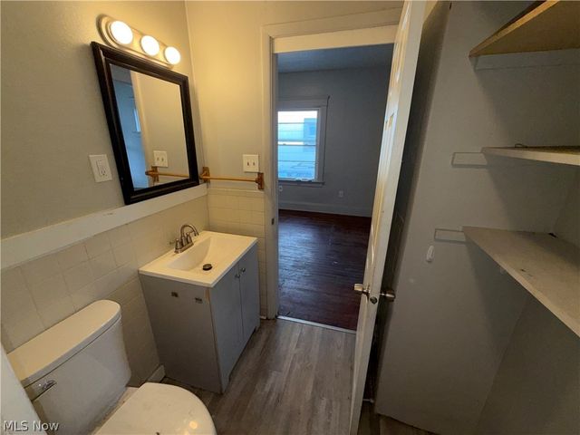 3308 W 90th Street, Cleveland, OH 44102