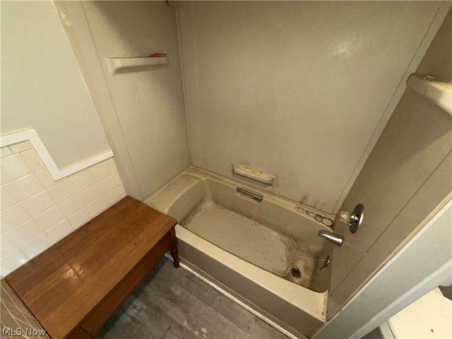 3308 W 90th Street, Cleveland, OH 44102