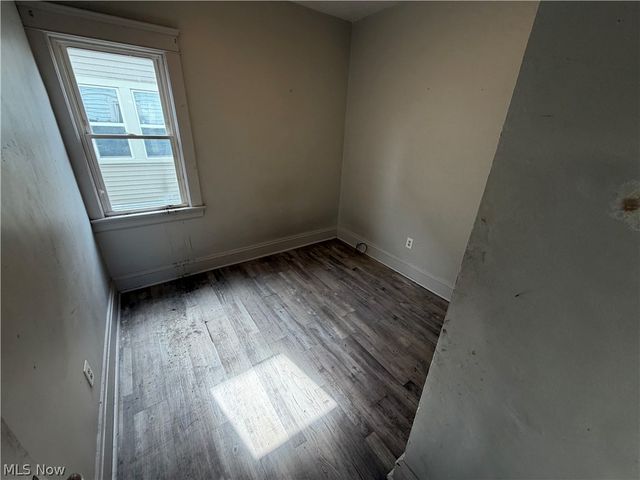 3308 W 90th Street, Cleveland, OH 44102