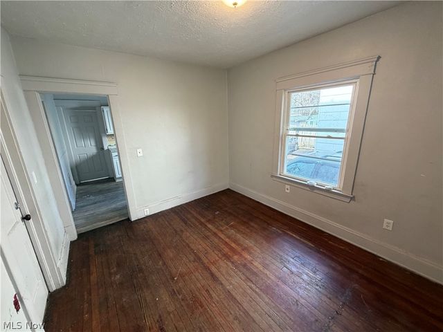 3308 W 90th Street, Cleveland, OH 44102