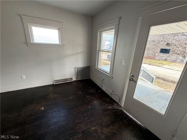 3308 W 90th Street, Cleveland, OH 44102