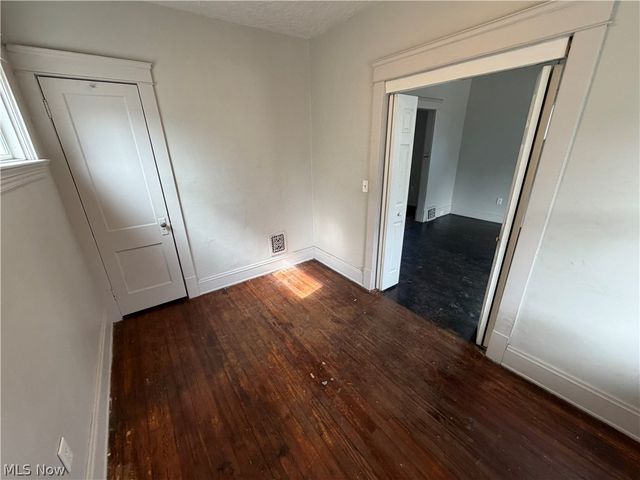 3308 W 90th Street, Cleveland, OH 44102